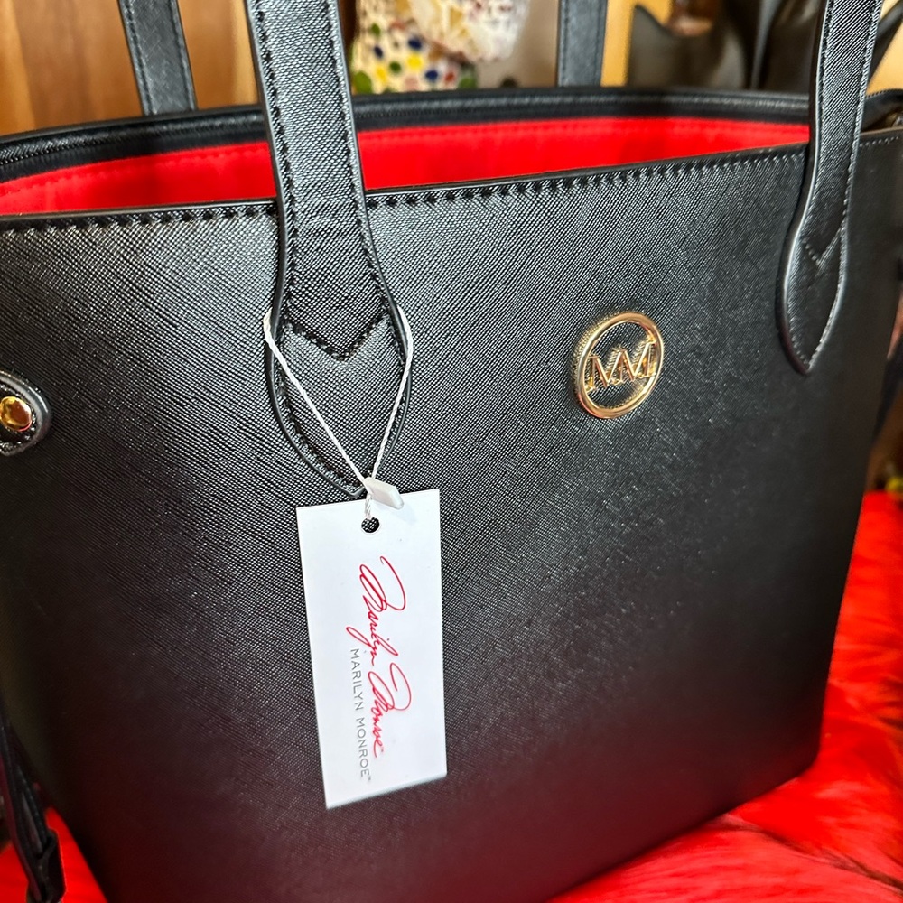 Marilyn Monroe Handbag. Never used. Original tag.